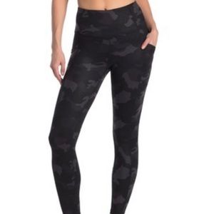 90 degree camo leggings